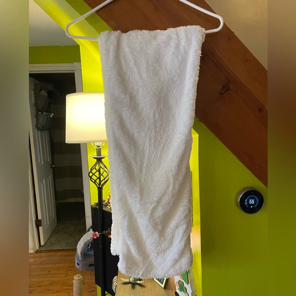 NWOT Fluffy pants set